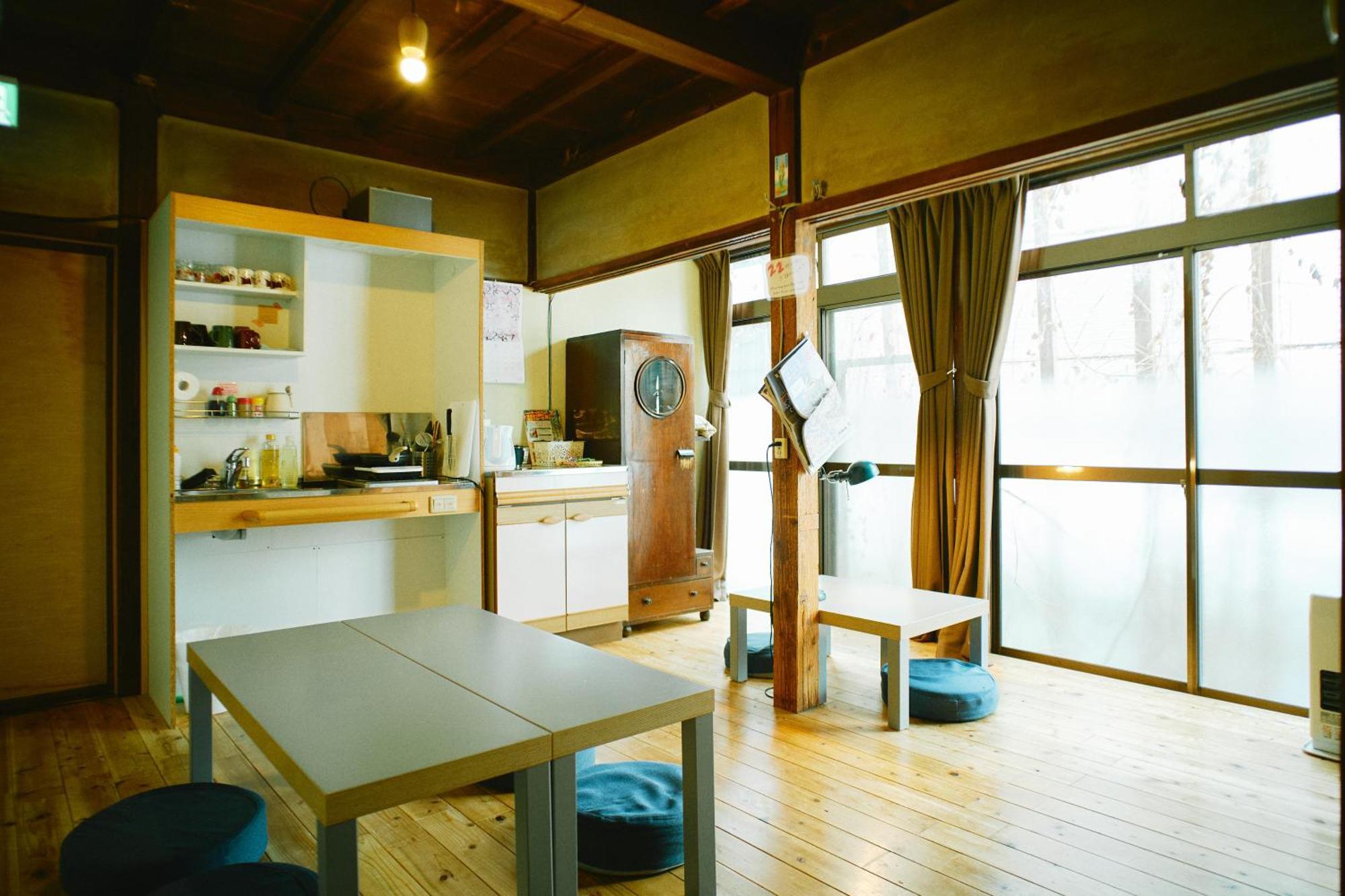 Hostel&Bar Camosiba 요코테 외부 사진